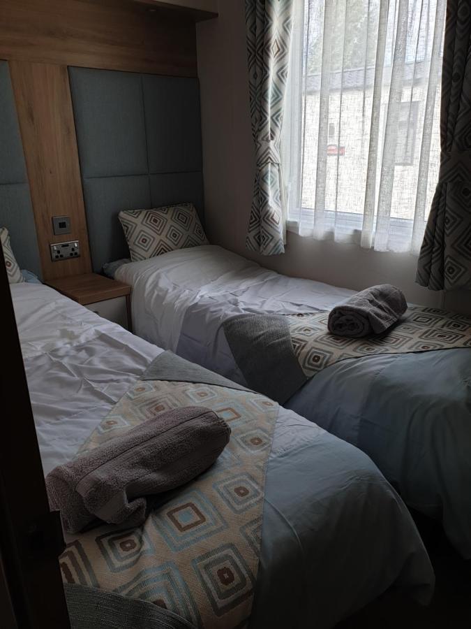 Luxury Tattersall Lakes Hot Tub Staycation 6 Berth Luxury Caravan Tattershall Ngoại thất bức ảnh